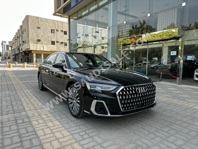 2023 اودي اي 8 ال