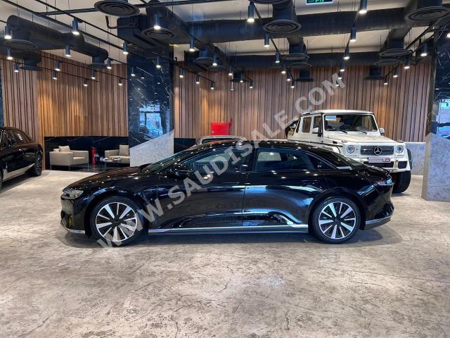 2024 لوسيد اير بيور