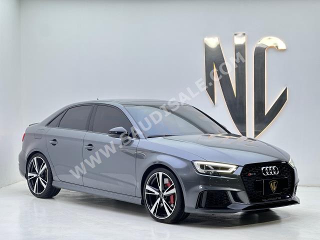 2018 اودي ار اس 3