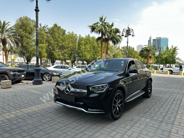 2023 مرسيدس - بنز جي إل سي 200