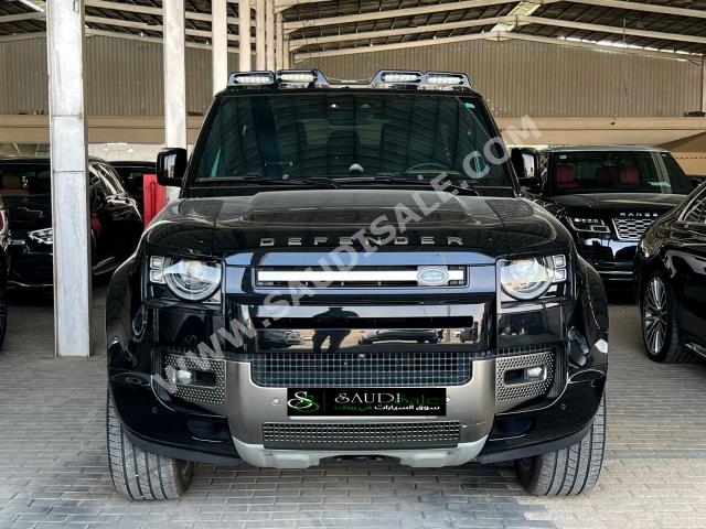2022 لاند روفر ديفيندر اكس