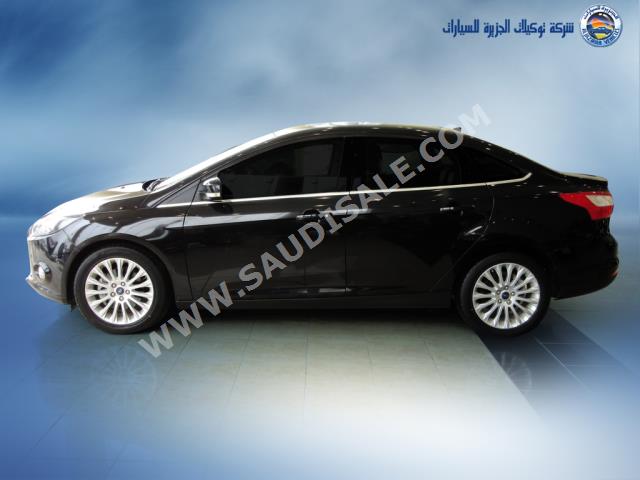 2014 فورد فوكس