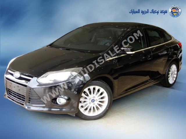 2014 فورد فوكس