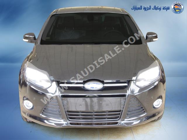 2014 فورد فوكس