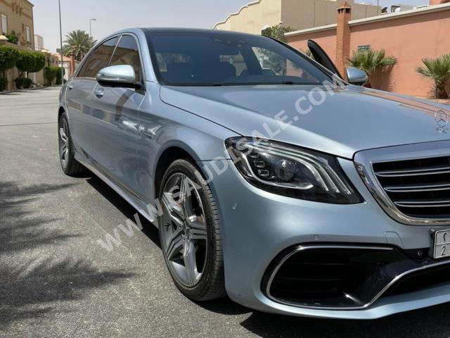 2014 مرسيدس - بنز إس 63 أي إم جي