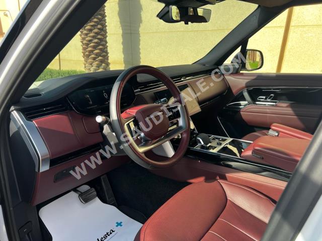 2023 لاند روفر رينج روفر اتش اس اي