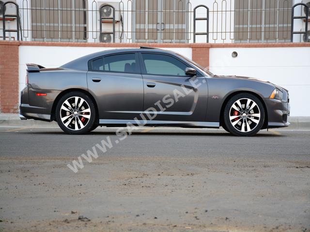 2014 Dodge Charger SRT