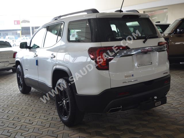 2021 GMC Acadia