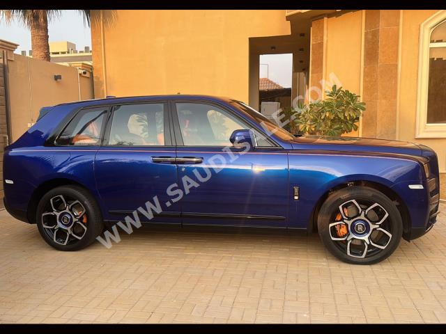 2023 رولز رويس كولينان بلاك بادج