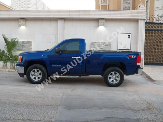 2013 جي ام سي سييرا زد 71