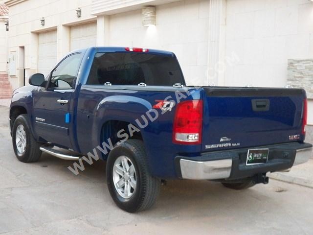 2013 جي ام سي سييرا زد 71