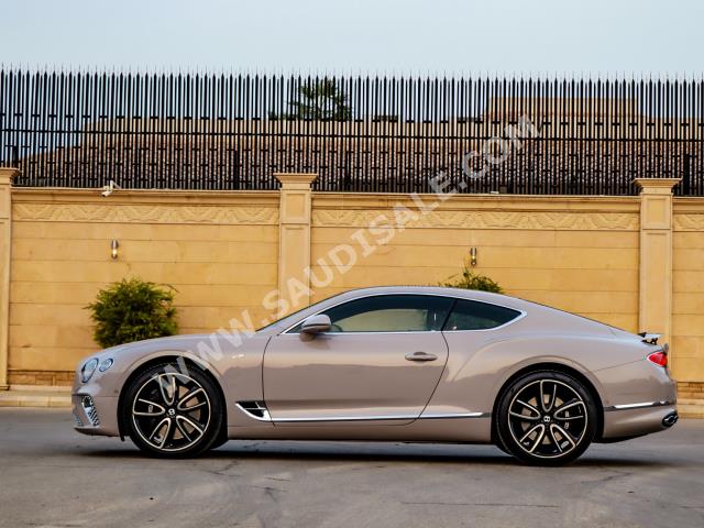 2021 بنتلي كونتيننتل جي تي