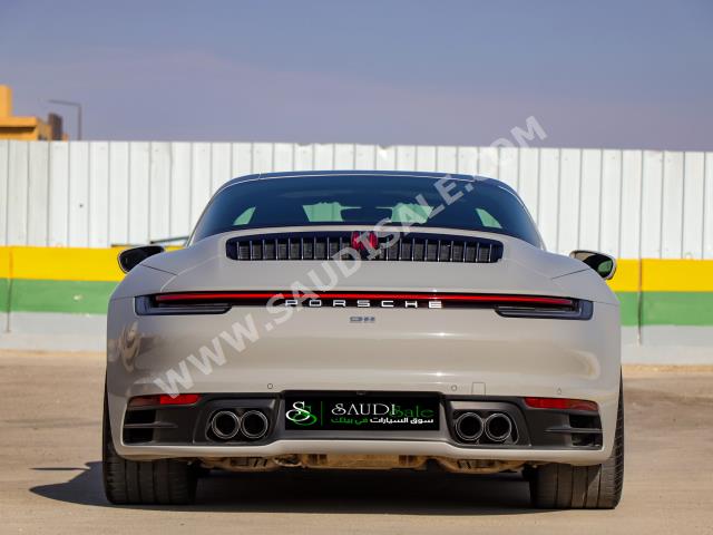 2021 بورش 911 تارجا4