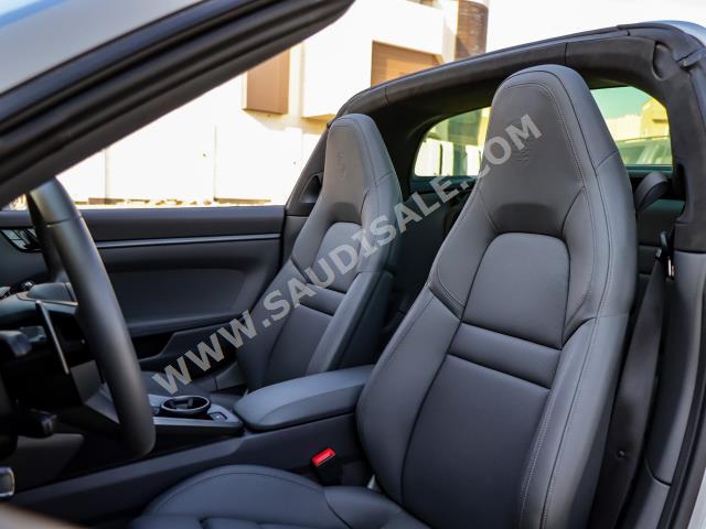 2021 بورش 911 تارجا4