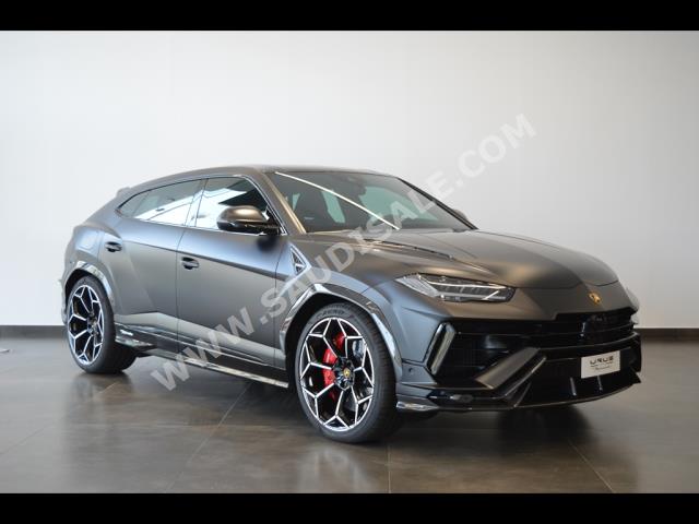 2023 لمبرجيني اوروس بيرفورمانتي