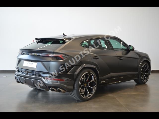 2023 لمبرجيني اوروس بيرفورمانتي