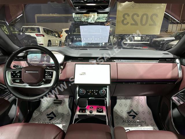 2023 لاند روفر رينج روفر اوتوبيوغرافي