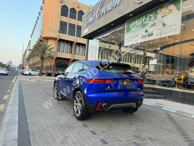 2020 جاكوار اي-بيس