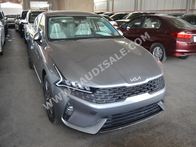 2023 كيا 5كي