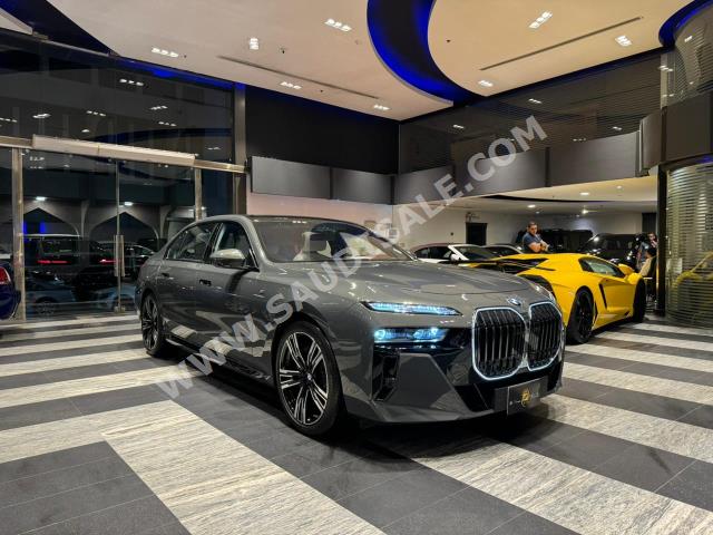 2023 بي ام دبليو الفئة السابعة 740أي