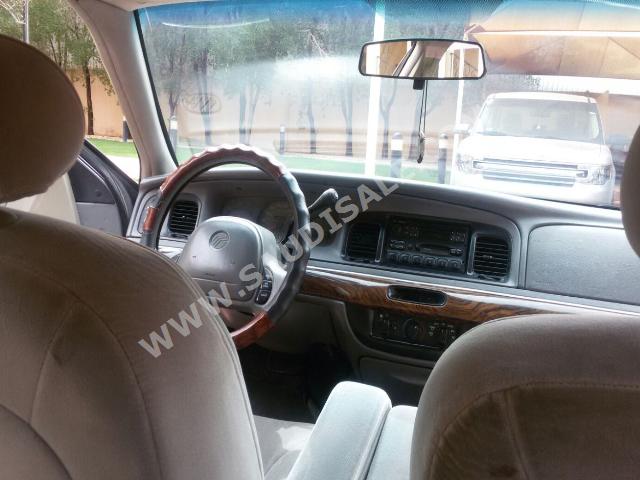 1998 ميركوري جراند ماركيز