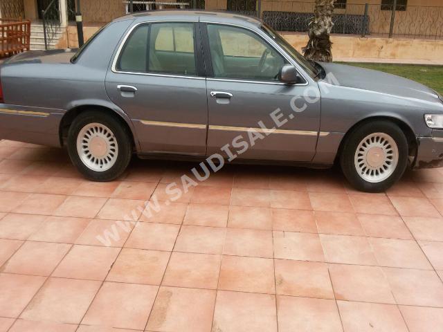 1998 ميركوري جراند ماركيز