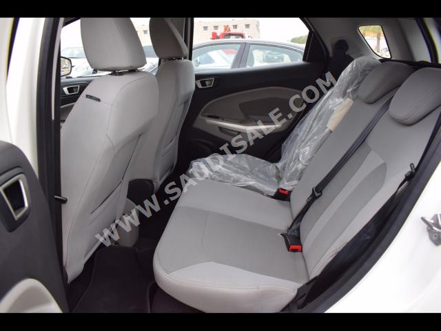 2016 فورد ايكو سبورت