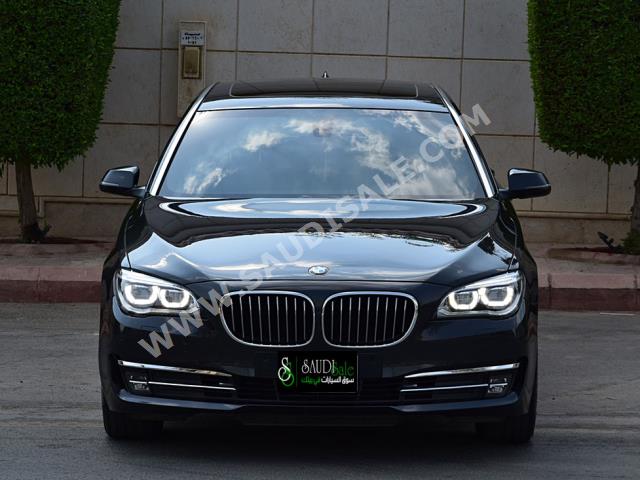 2015 بي ام دبليو الفئة السابعة 730 إل أي