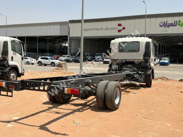 2023 Isuzu Dyna
