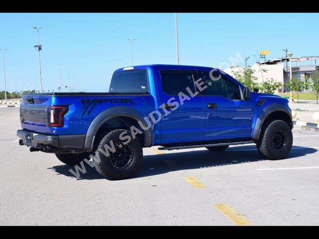 2017 فورد اف 150 رابتور