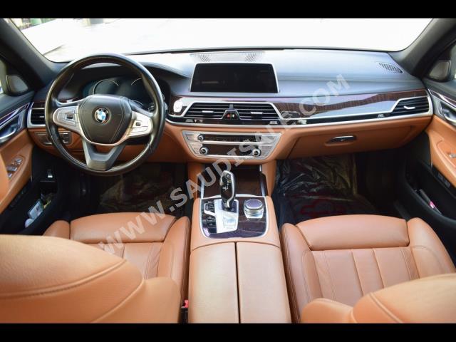 2017 بي ام دبليو الفئة السابعة 730 إل أي