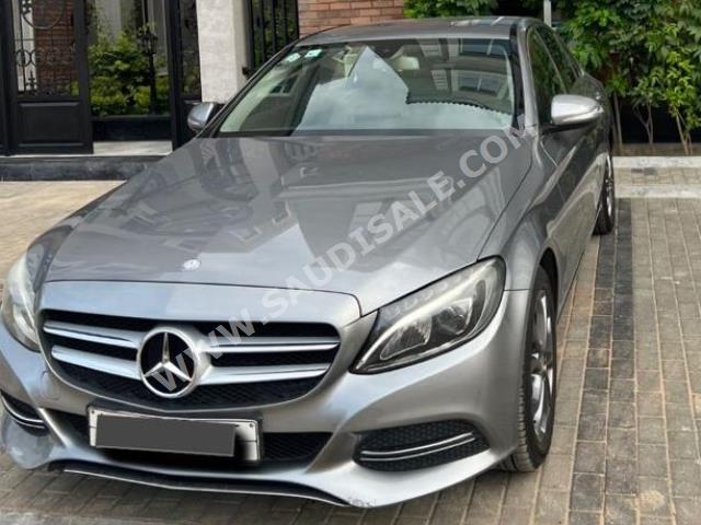 2015 مرسيدس - بنز سي 200