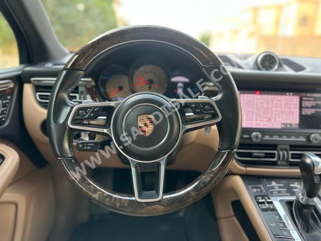 2019 بورش ماكان