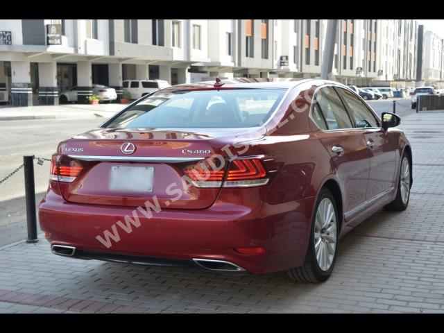 2013 لكزس إل إس 460