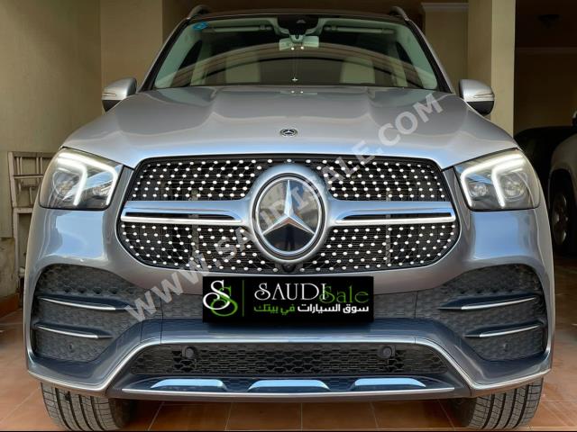 2019 مرسيدس - بنز جي إل إي 450 أي إم جي