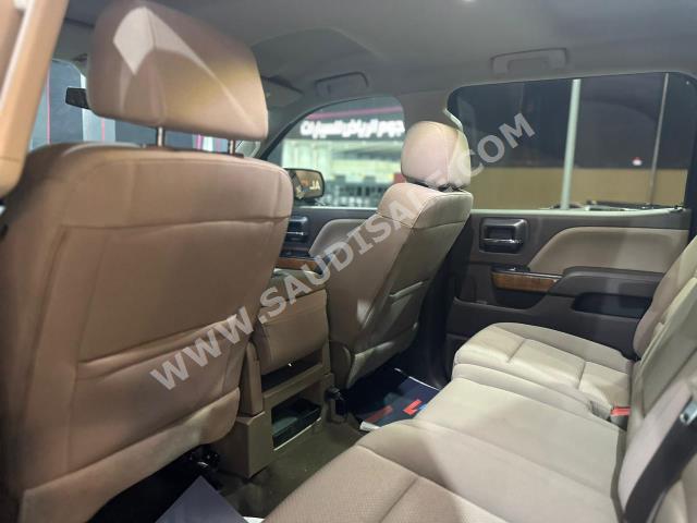 2018 جي ام سي سييرا