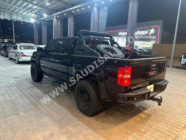 2018 جي ام سي سييرا