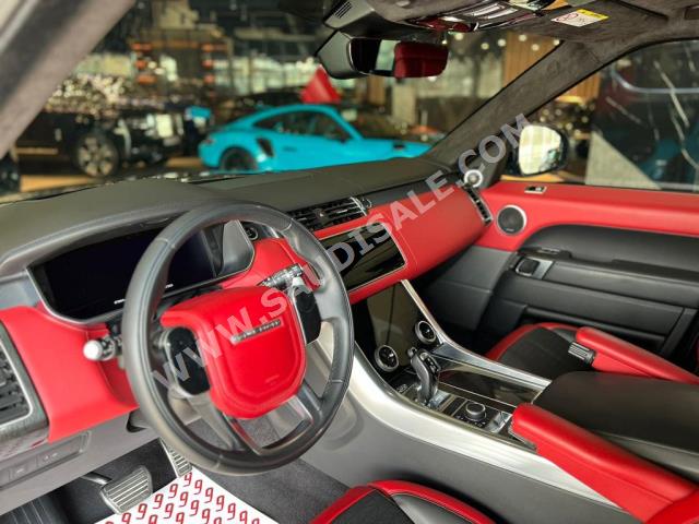 2020 لاند روفر رينج روفر سبورت اوتوبيوجرافي