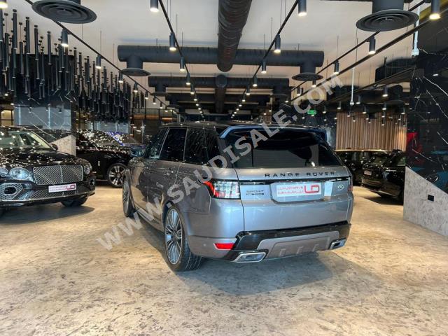 2020 لاند روفر رينج روفر سبورت اوتوبيوجرافي