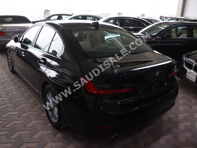 2021 بي ام دبليو الفئة الثالثة 320 أي