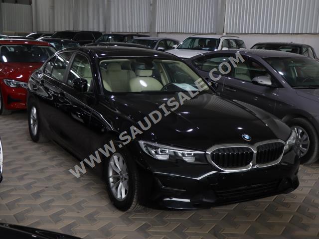 2021 بي ام دبليو الفئة الثالثة 320 أي