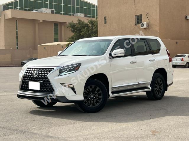 2020 لكزس جي إكس 460