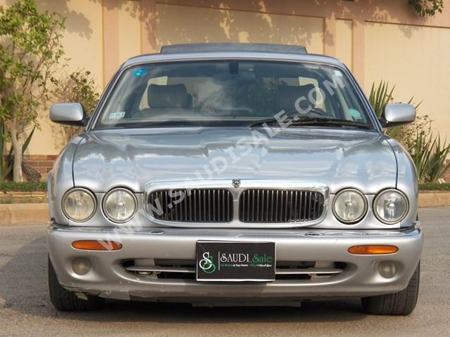 2002 جاكوار اكس جي
