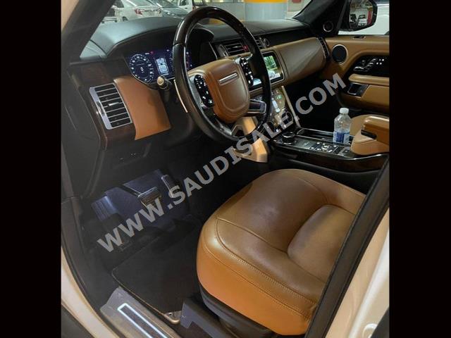 2018 لاند روفر رينج روفر فوج اوتوبيوغرافي