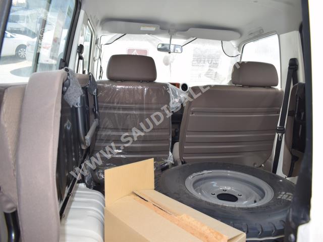 2016 Toyota Land Cruiser