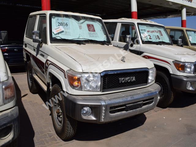 2016 Toyota Land Cruiser