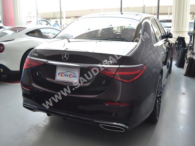2022 مرسيدس - بنز إس 580