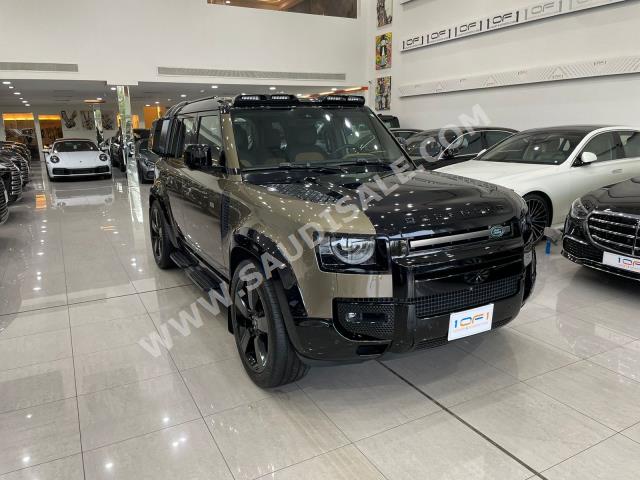 2021 لاند روفر ديفيندر اكس