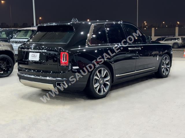 2019 رولز رويس كولينان سلفر بادج