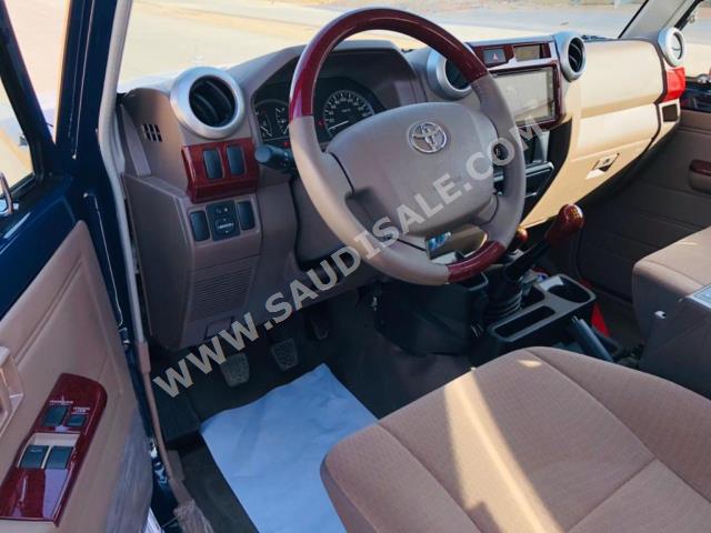 2021 تويوتا لاند كروزر ربع